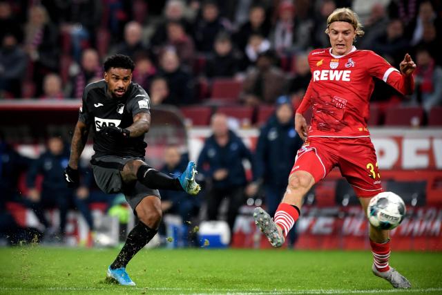 拜仁官方向巴黎道歉 球迷拉横幅未得到拜仁授权