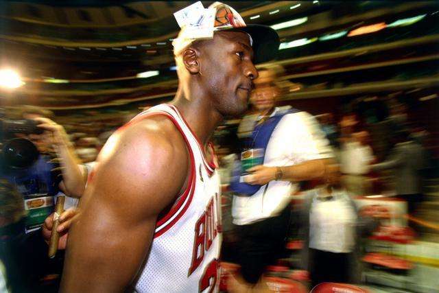 李凯尔生死战替补出战得9分 确定不会打亚运会