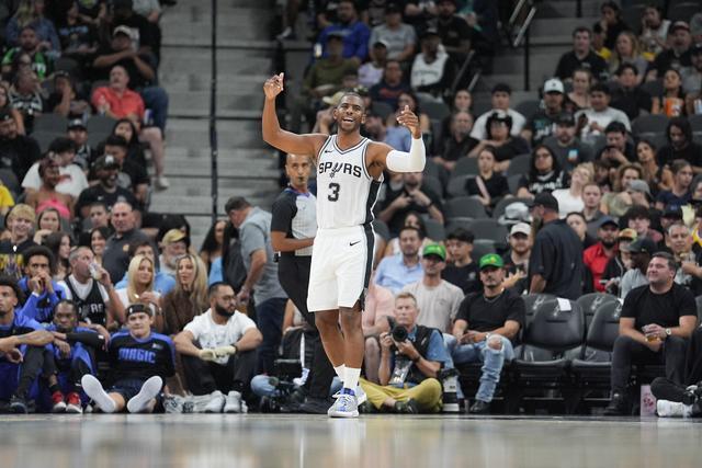 西甲-拉菲尼亚破门莱万建功 巴萨2-2塞尔塔